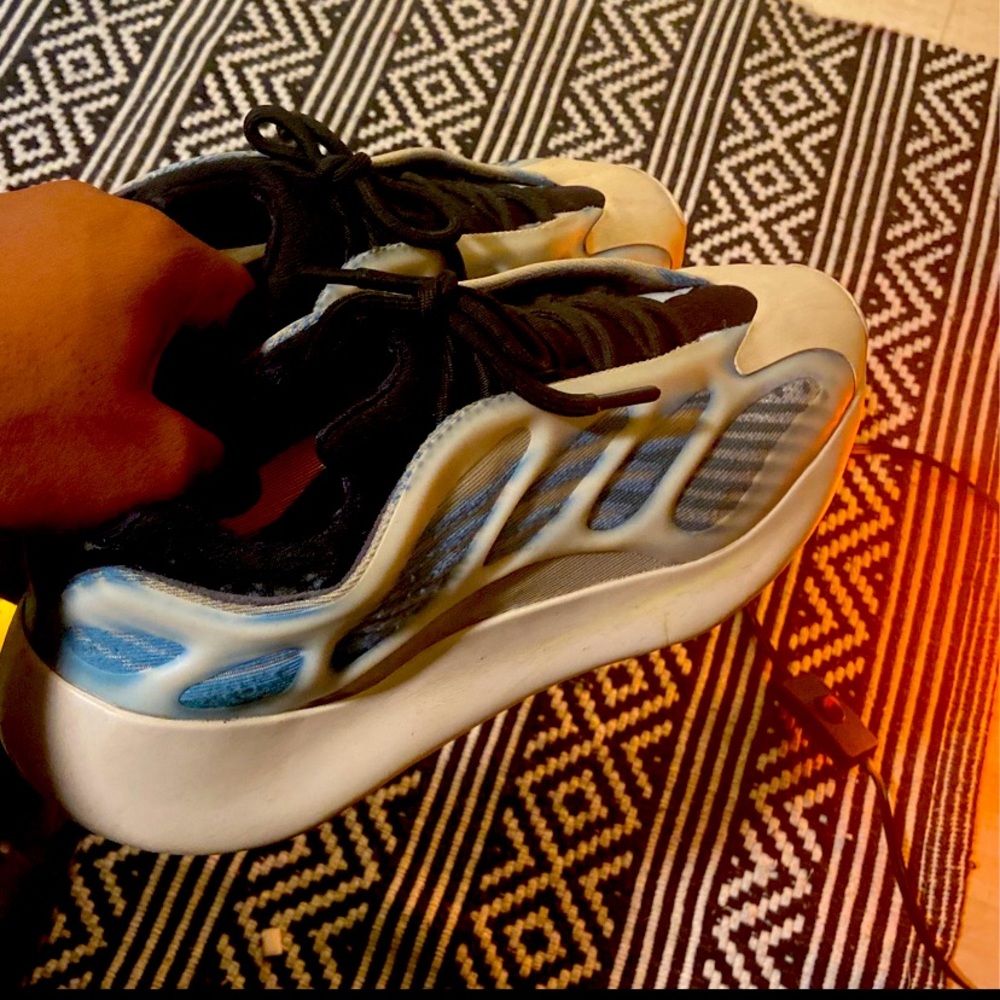 Yeezy 700 v3 kyanite